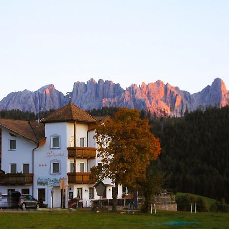 Hotel Landgasthof Laerchenwald Коллепьетра Экстерьер фото
