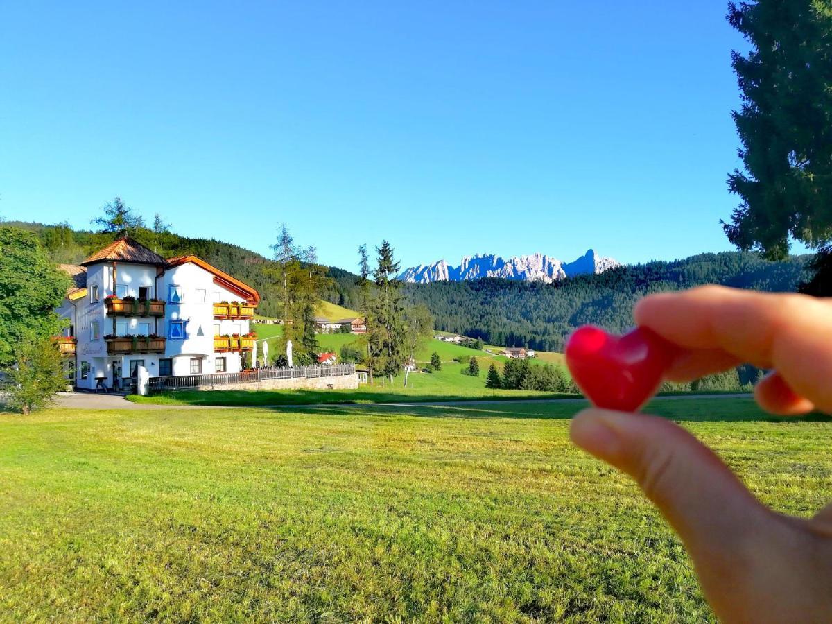 Hotel Landgasthof Laerchenwald Коллепьетра Экстерьер фото