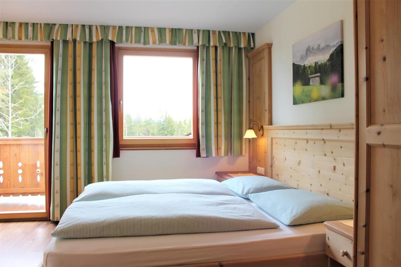 Hotel Landgasthof Laerchenwald Коллепьетра Экстерьер фото