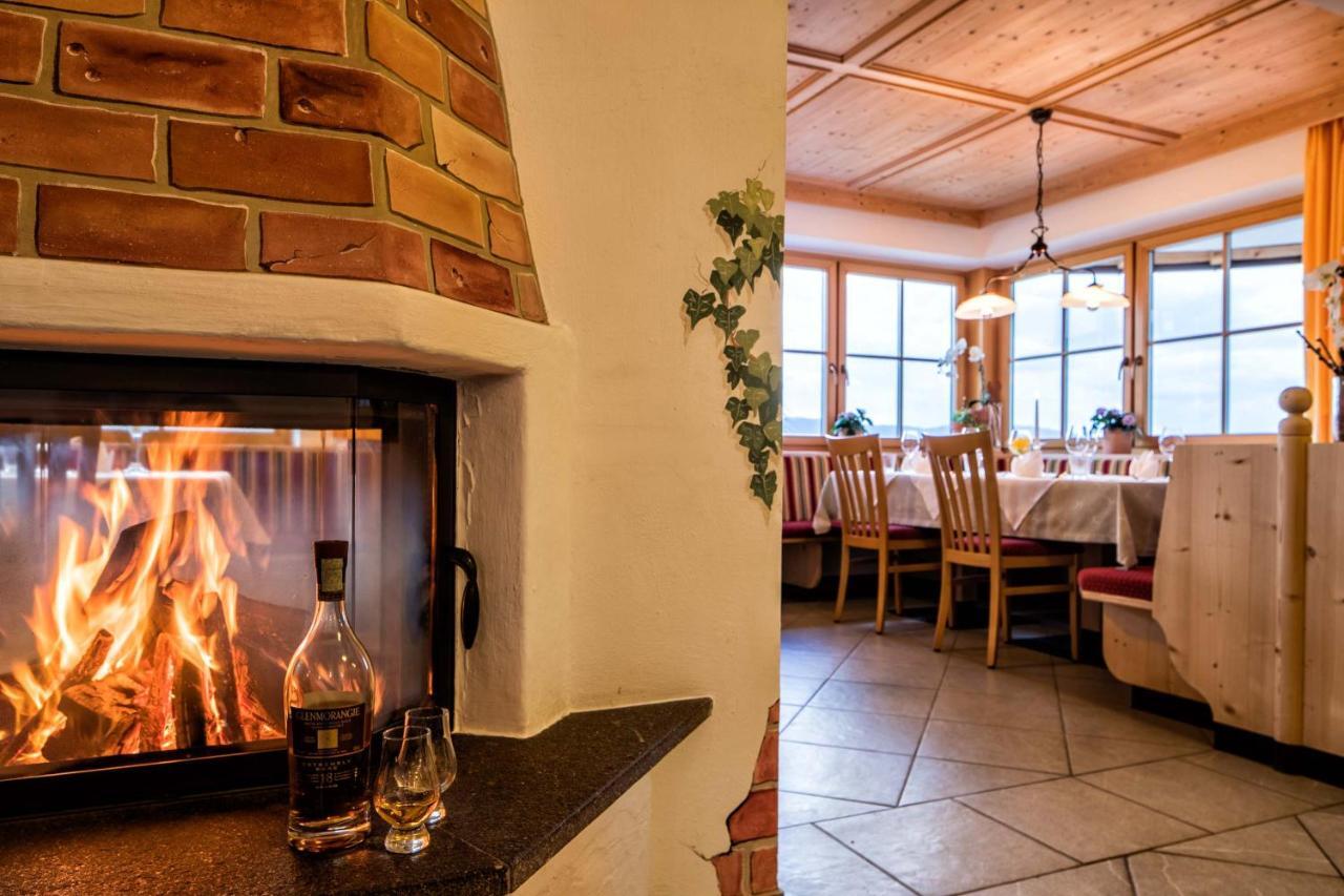 Hotel Landgasthof Laerchenwald Коллепьетра Экстерьер фото